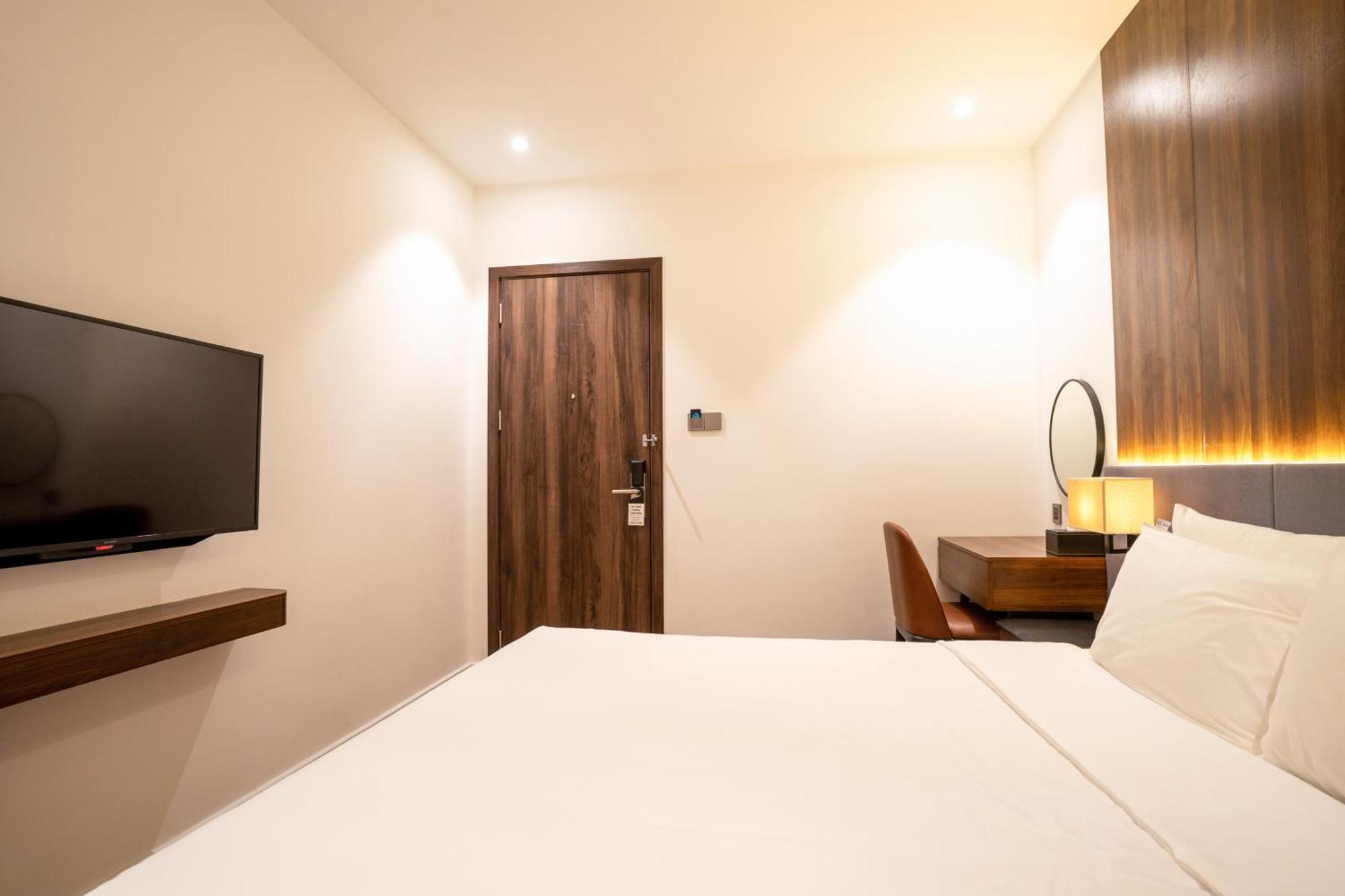 Calidum Phu Quoc Hotel Exterior photo